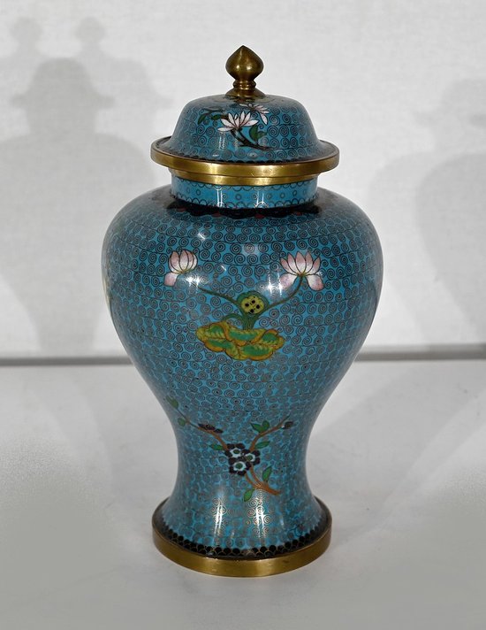Cloisonné enamel and bronze vase, Japan - Late 19th century