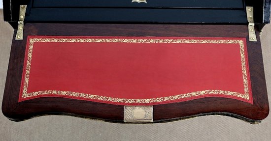 Piccola scrivania da donna, stile Luigi XV, periodo Napoleone III - Metà del XIX secolo