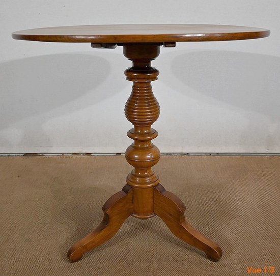 Solid Walnut Pedestal table, Louis Philippe style - 2nd half of the 19th century