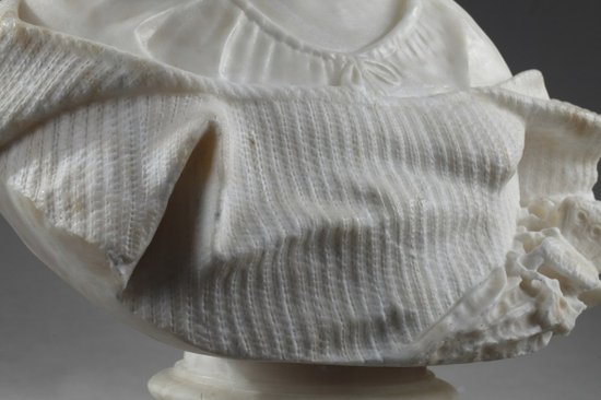 Alabaster Sculpture : Bust Of A Young Girl, 19th Century