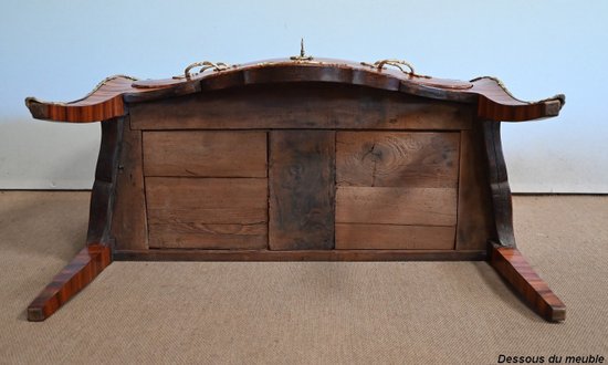 Cassettone sauteuse, stile Luigi XV - seconda metà del XIX secolo