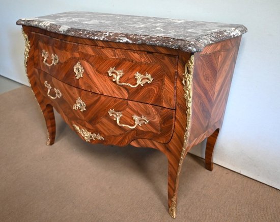 Cassettone sauteuse, stile Luigi XV - seconda metà del XIX secolo