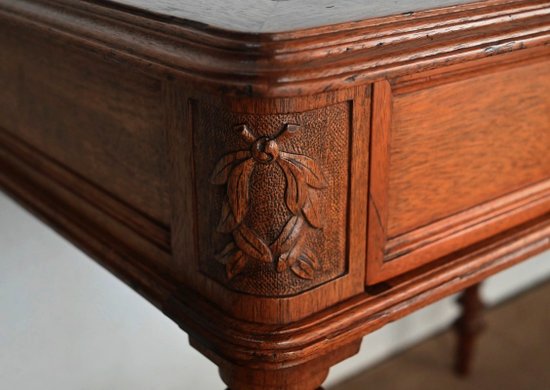 Petit Bureau en Acajou, style Louis XVI – 1900