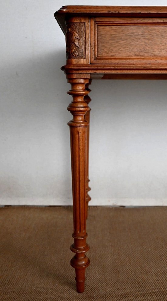 Petit Bureau en Acajou, style Louis XVI – 1900