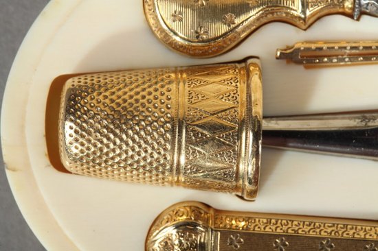 Set da cucito in oro e osso, Maison Aucoc Paris