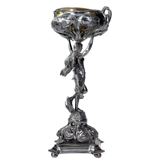 Tasca vuota in metallo argento stile Art Nouveau 1900 Giovane donna