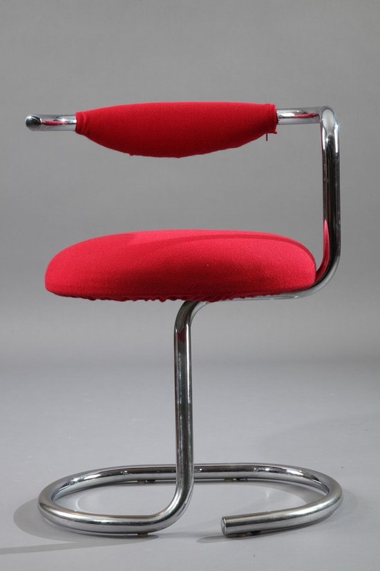 Set of 8 "Cobra" Chairs by Giotto Stoppino