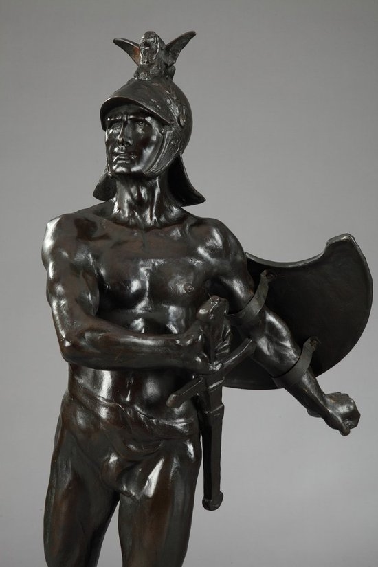Scultura in bronzo "Il Guerriero" di Auguste de Wever