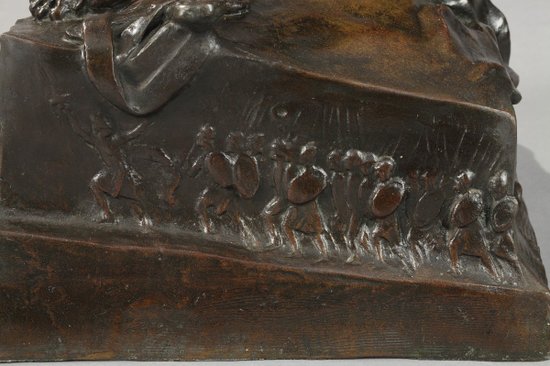 Scultura in bronzo "Il Guerriero" di Auguste de Wever