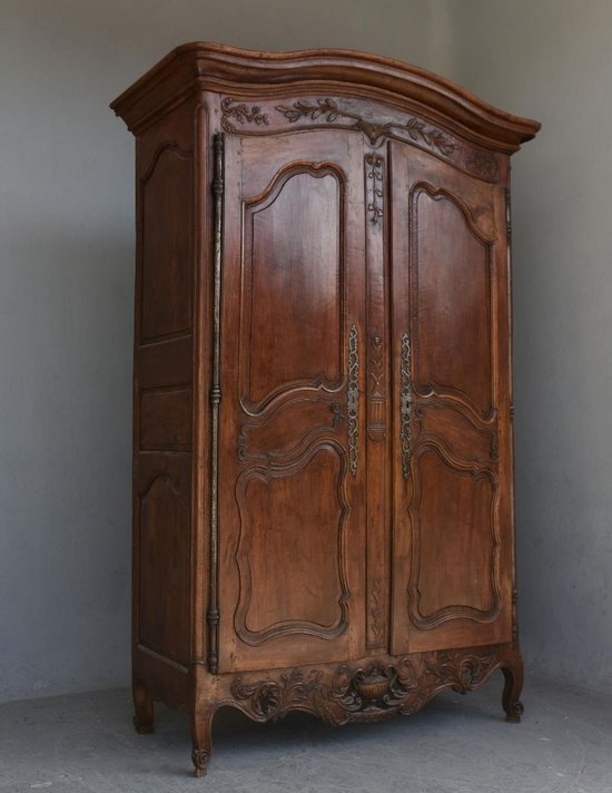             Armoire Nimoise De Mariage Louis XV époque XVIIIème En Noyer à Restaurer             