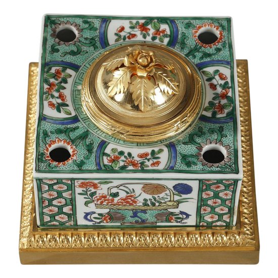 Porcelain inkwell of Samson de la