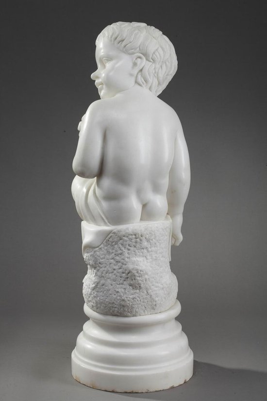 Skulptur Aus Weißem Marmor "Putto Mit Weizenähren".