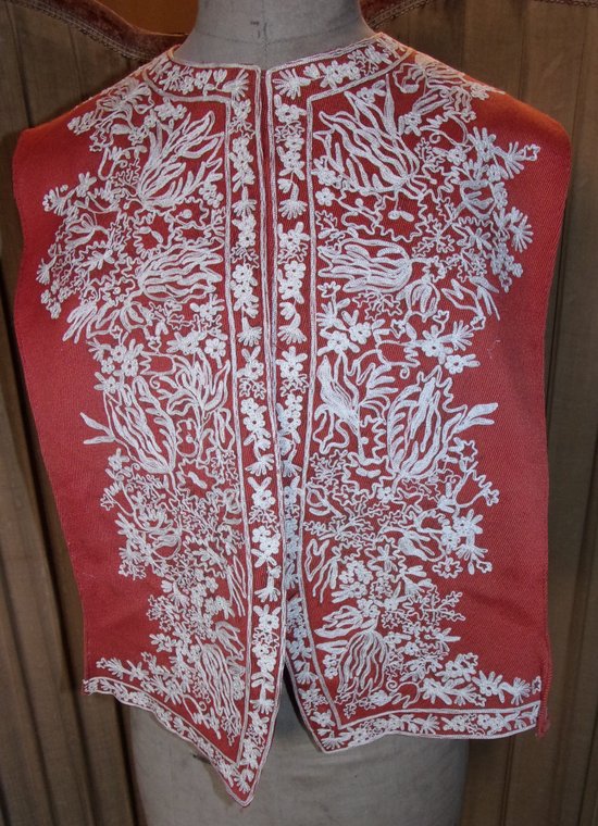 Gilet brodé pour femme, époque fin XIXe siècle