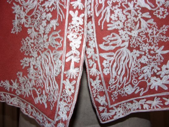 Gilet brodé pour femme, époque fin XIXe siècle