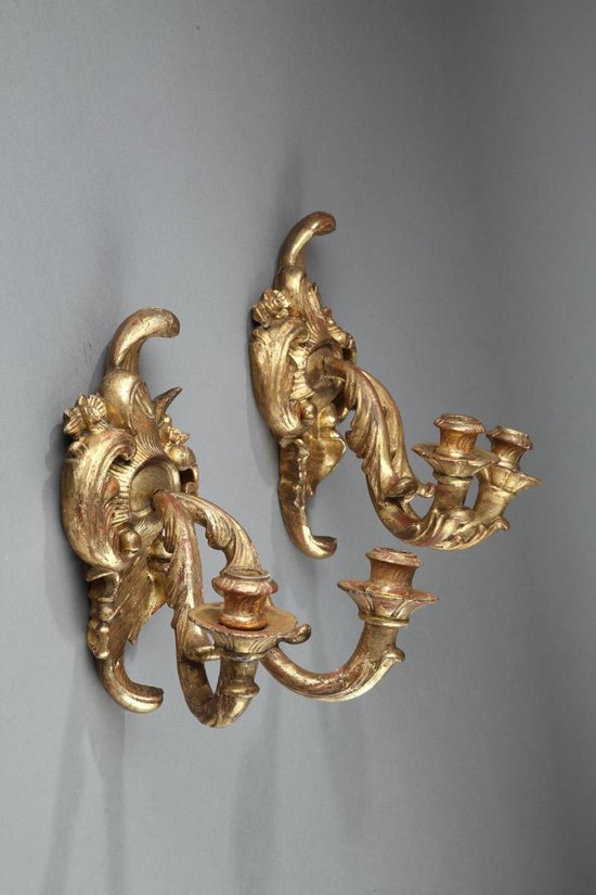 Appliques Anciennes à 2 Lumières En Bois Doré d'époque Louis XV