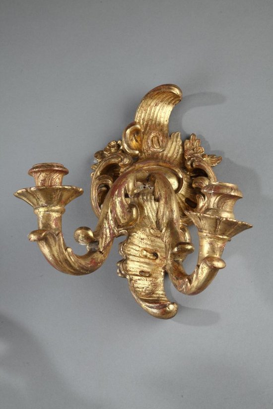 Appliques Anciennes à 2 Lumières En Bois Doré d'époque Louis XV