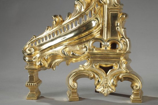 Antique Bronze Rocaille Style Ornamented With Women's Wings