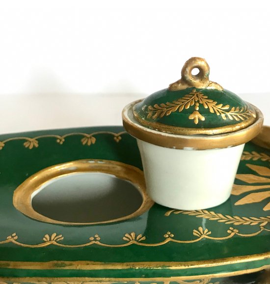 19th century hard porcelain inkwell