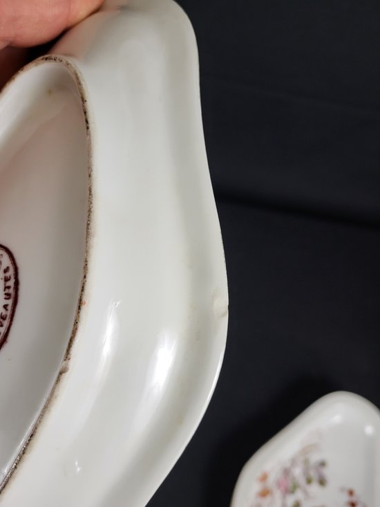 Service de table en porcelaine Paris "à la ville St Denis" - Nouveauté