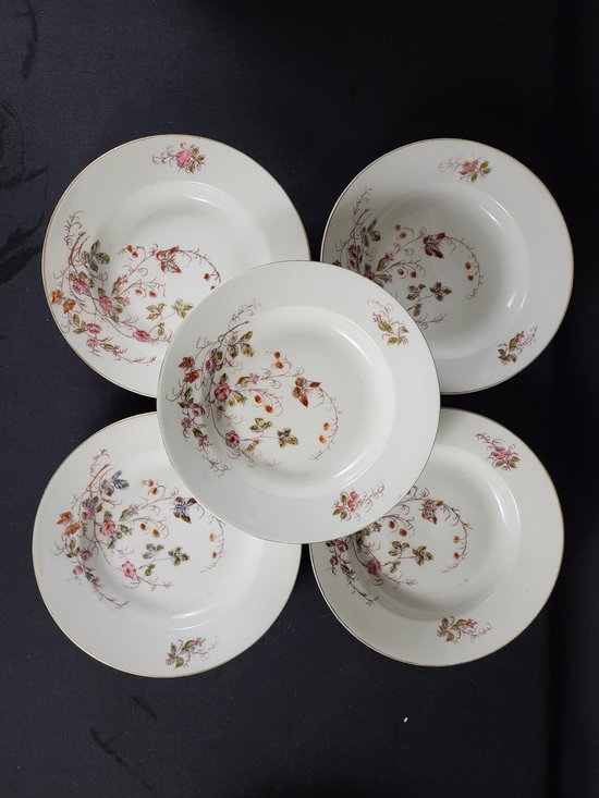 Service de table en porcelaine Paris "à la ville St Denis" - Nouveauté
