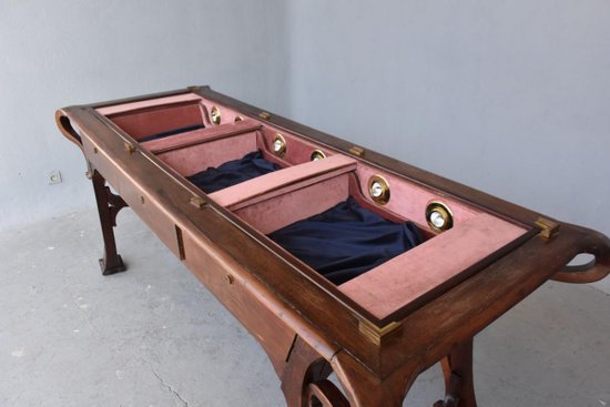 Superb Art Nouveau Console In Carved Mahogany 1900