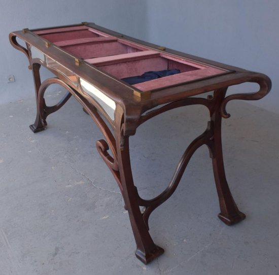 Superb Art Nouveau Console In Carved Mahogany 1900