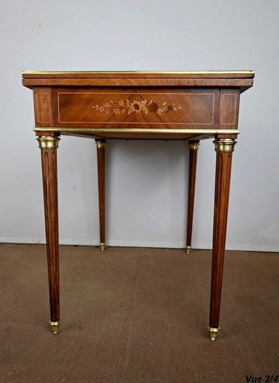 Table de Jeux en Palissandre, style Louis XVI – Fin XIXe