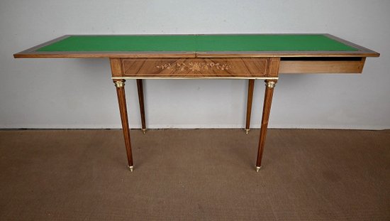 Table de Jeux en Palissandre, style Louis XVI – Fin XIXe