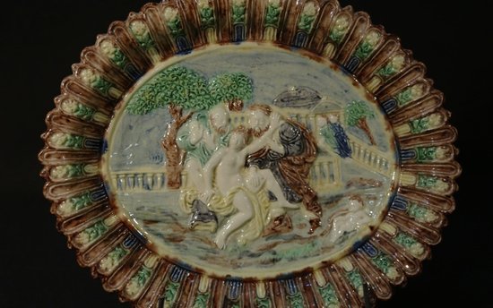 Earthenware dish, school of Tours, suite of  Palissy 19th 