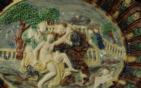 Earthenware dish, school of Tours, suite of  Palissy 19th 