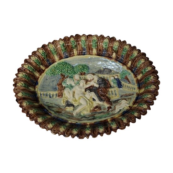 Earthenware dish, school of Tours, suite of  Palissy 19th 