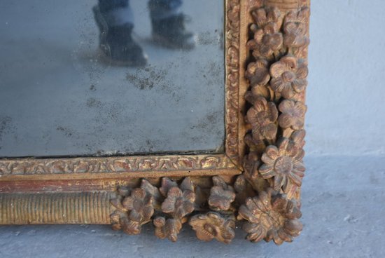 Specchio Luigi XIV In Legno Intagliato E Dorato XVIII Volta