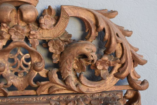 Specchio Luigi XIV In Legno Intagliato E Dorato XVIII Volta