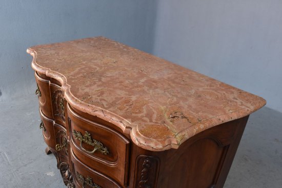             Comò Sauteuse A Forma Di Balestra In Noce Diciottesima Volta