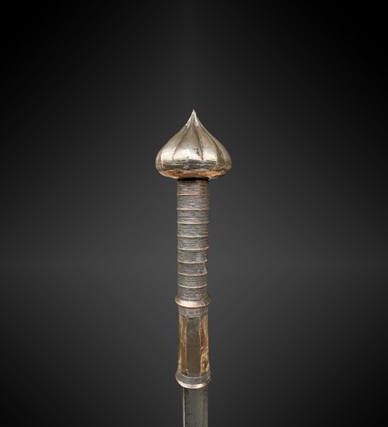 SCIABOLA detta Dha Birmanie fine XIX secolo Legno, ferro e argento