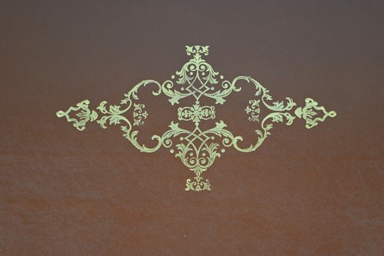 Commode Scriban en Noyer, époque Louis XV – XVIIIe