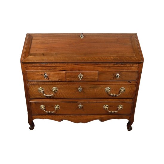 Scriban chest of drawers in walnut, Louis XV period - XVIIIth century