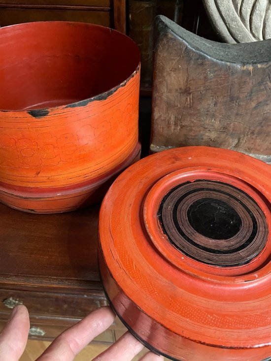 Birma Red Lacquer Box