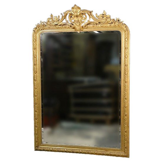 Grand miroir en stuc et bois doré  XIXème siècle 