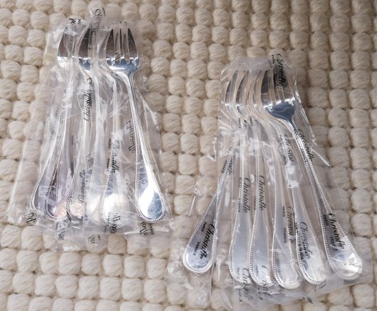 & 2 Christofle oyster forks, "Perles" model, silver plated