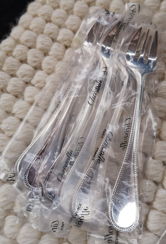 & 2 Christofle oyster forks, "Perles" model, silver plated