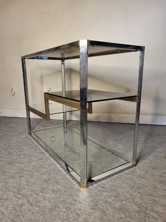 Scaffale espositivo anni '70 in metallo e vetro fumé