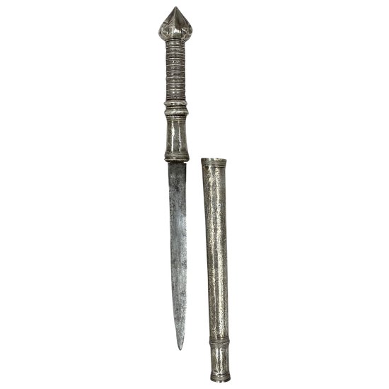 KNIFE called Dha - Burma - About 1900