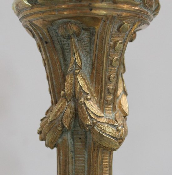 Paire de Flambeaux en Bronze Doré, style Louis XVI - XIXe