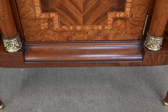Petit Meuble en Acajou, style Louis XVI – 1930