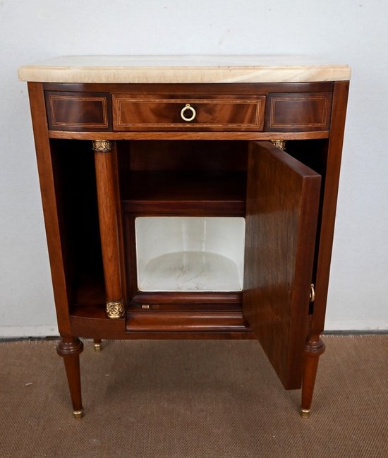 Petit Meuble en Acajou, style Louis XVI – 1930