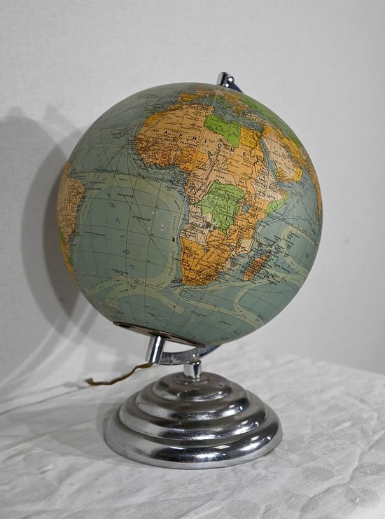 Perrina Glass Globe - 1960