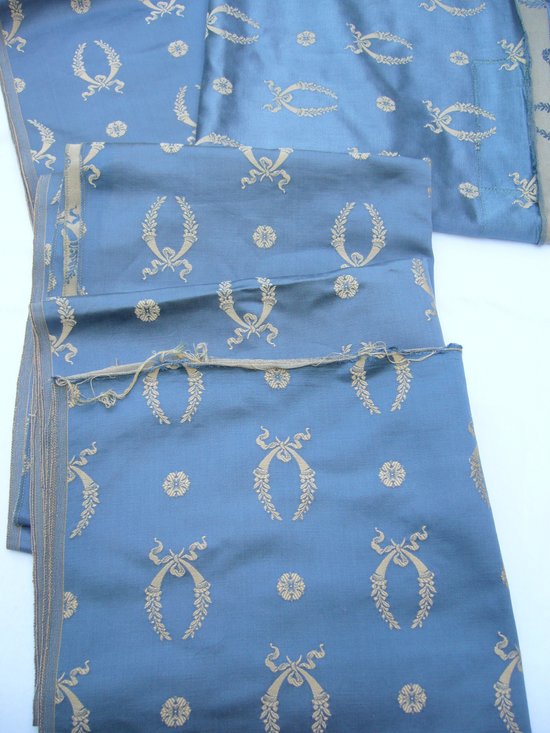 5 Empire style silks from the 19th century