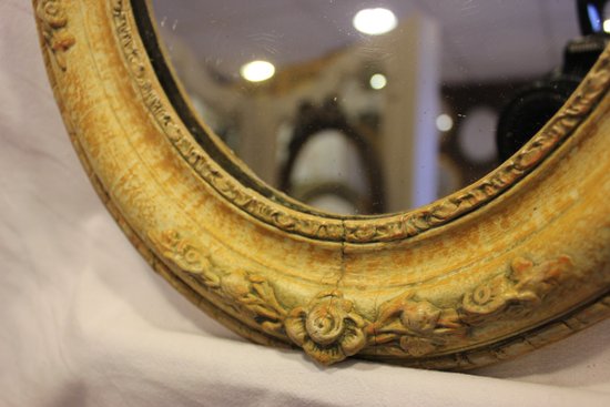 Pair Of Small Oval Medallion Mirrors, Mercury mirror 31 X 37 Cm