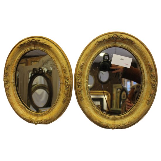Pair Of Small Oval Medallion Mirrors, Mercury mirror 31 X 37 Cm